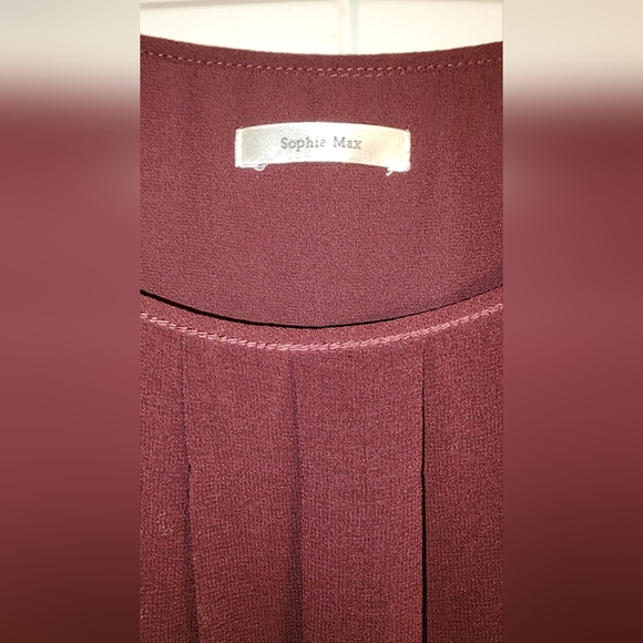 Burgundy Sophie Max short sleeve top - Picture 2 of 3